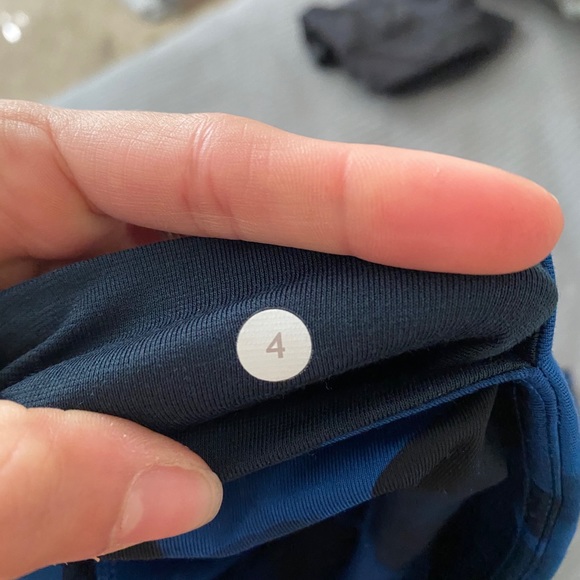 Lulu lemon Leggings - Picture 5 of 5